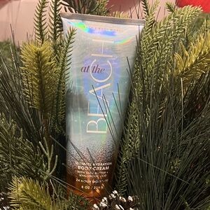Bath & Body Works At The Beach Body Cream - Blue and White